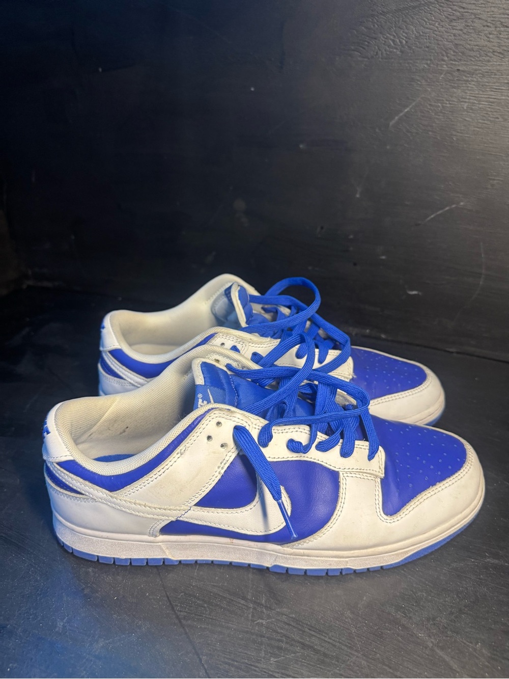 Nike Men’s Low-Top Sneakers — White & Blue